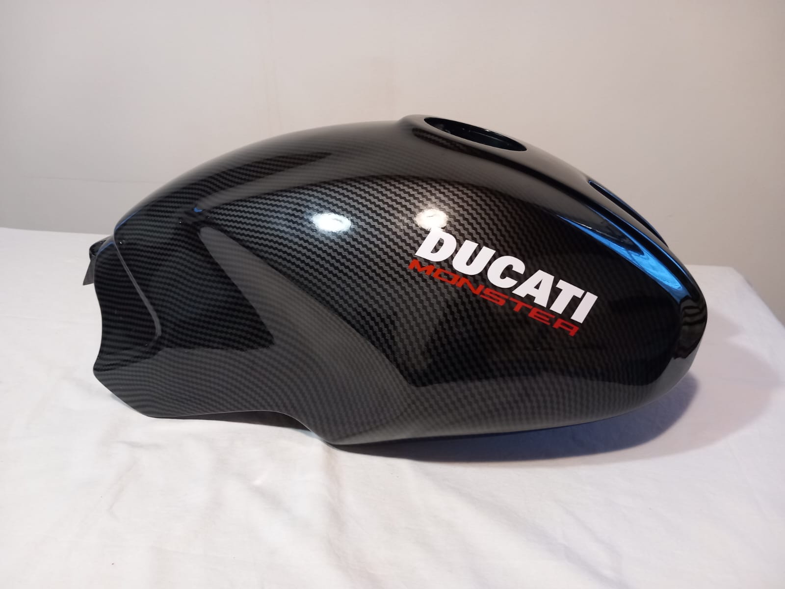 Serbatoio ABS carbon look