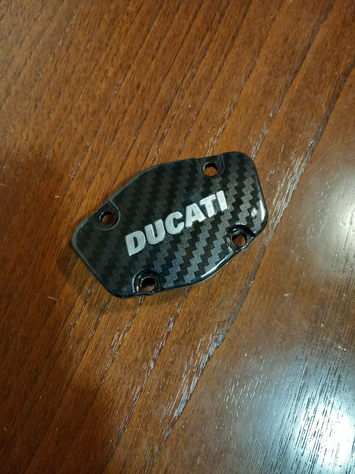 Coperchi ispezione teste carbon look